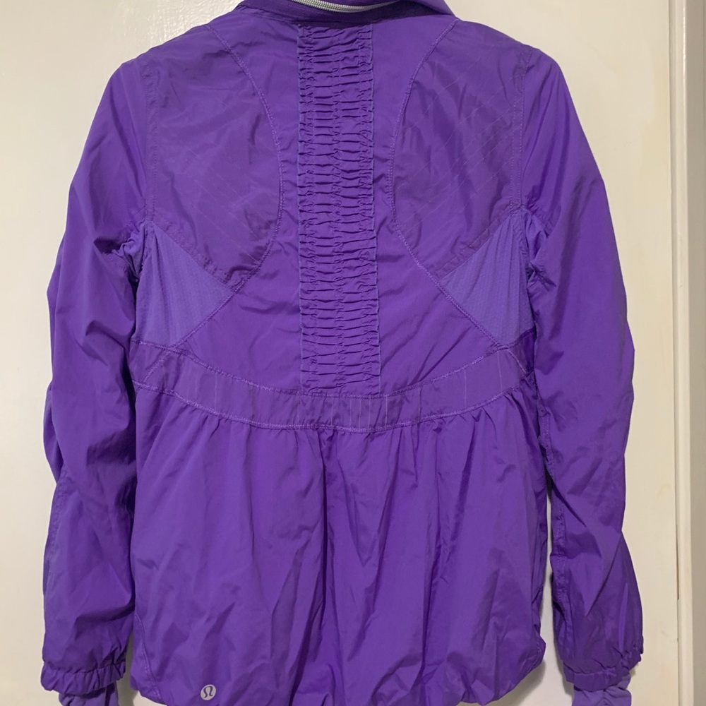 Lululemon Jacket - Picture 2 of 7